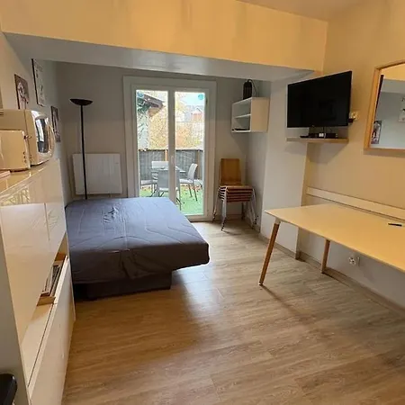Appartement T3 Hyper Centre 4 A 6 Personnes Terrasse Et Wifi Bagnères-de-Luchon