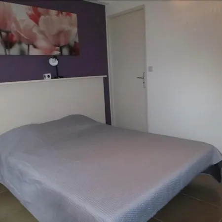 T3 Hyper Centre 4 A 6 Personnes Terrasse Et Wifi Bagnères-de-Luchon