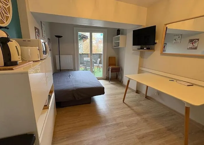 Appartement T3 Hyper Centre 4 à 6 Personnes Terrasse Et Wifi Bagnères-de-Luchon